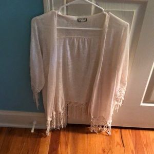 See thru cardigan: half sleeve with funky tassels